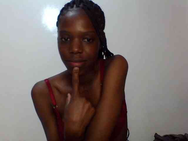Sexxybellah6 webcam