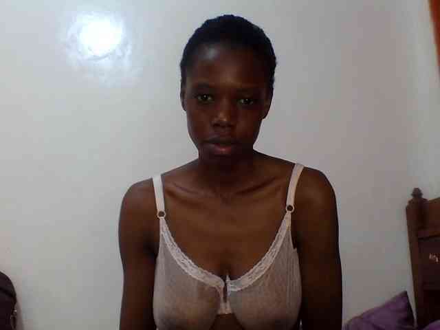 Sexxybellah6 webcam