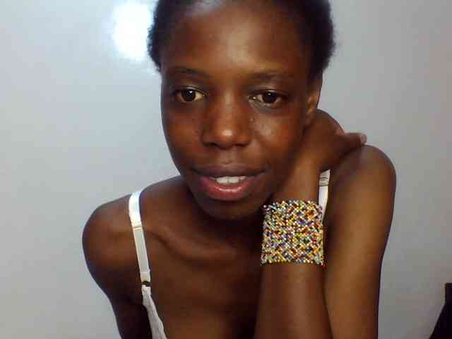 Sexxybellah6 webcam