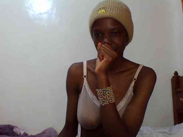 Sexxybellah6 webcam