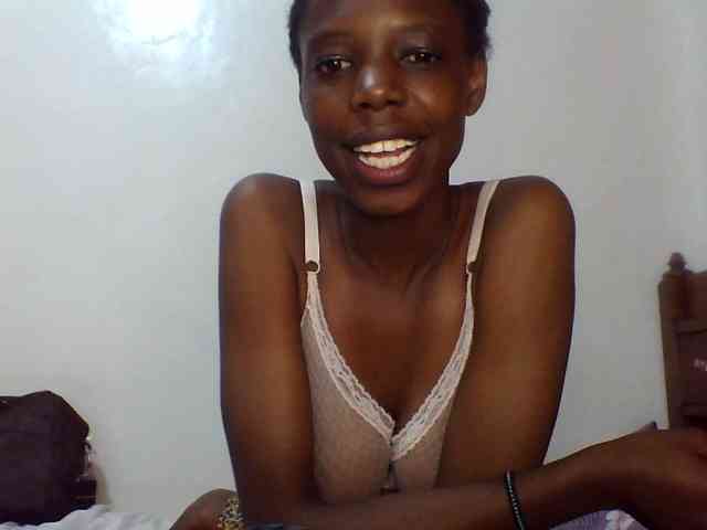 Sexxybellah6 webcam