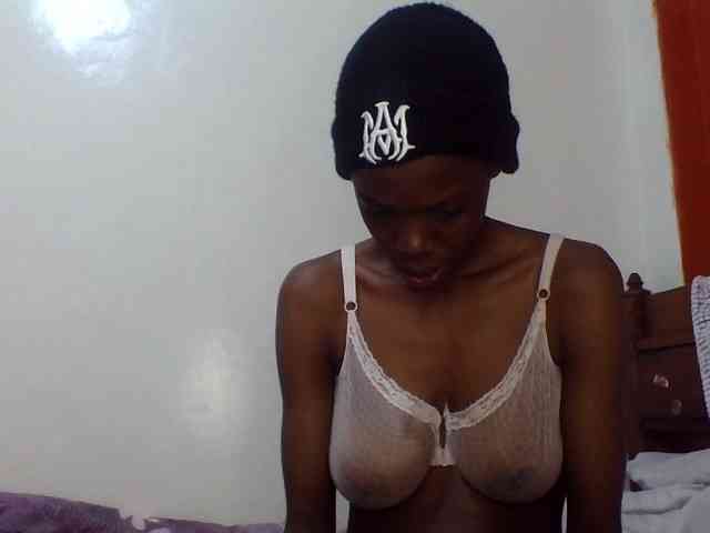 Sexxybellah6 webcam