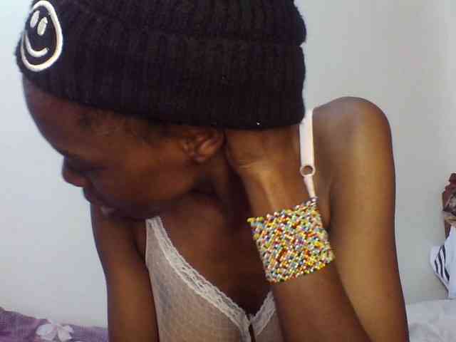 Sexxybellah6 webcam