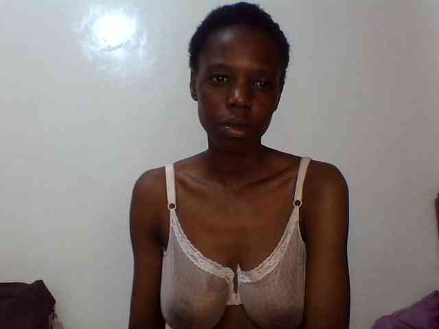 Sexxybellah6 webcam