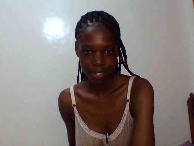 Sexxybellah6 webcam