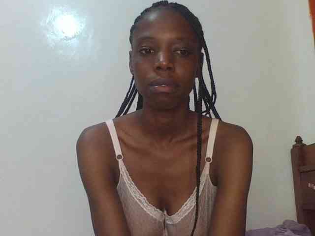 Sexxybellah6 webcam