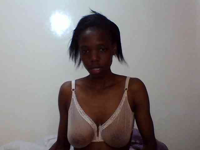 Sexxybellah6 webcam