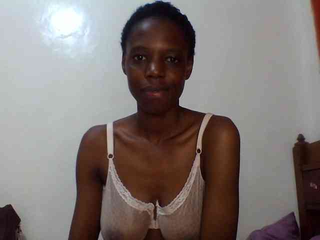 Sexxybellah6 webcam