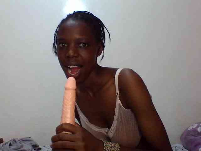 Sexxybellah6 webcam