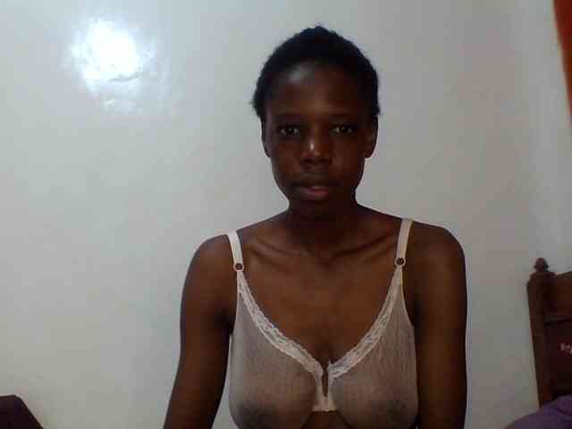 Sexxybellah6 webcam