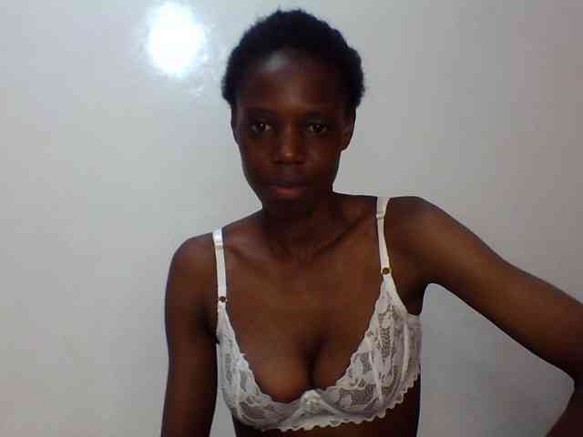 Sexxybellah6 webcam