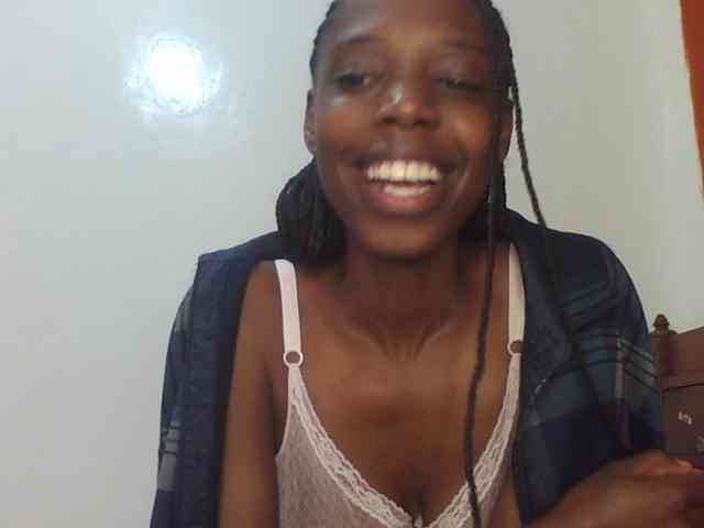Sexxybellah6 webcam