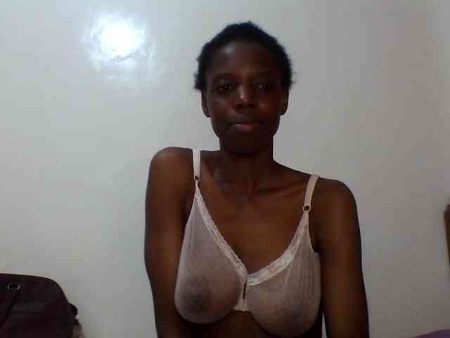 Sexxybellah6 webcam