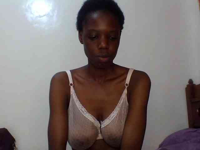 Sexxybellah6 webcam