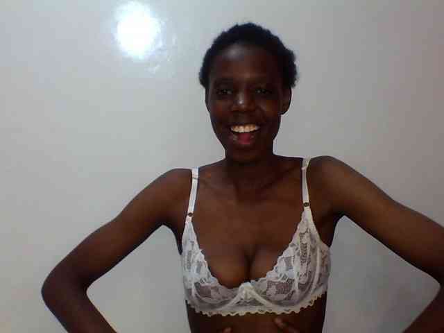 Sexxybellah6 webcam