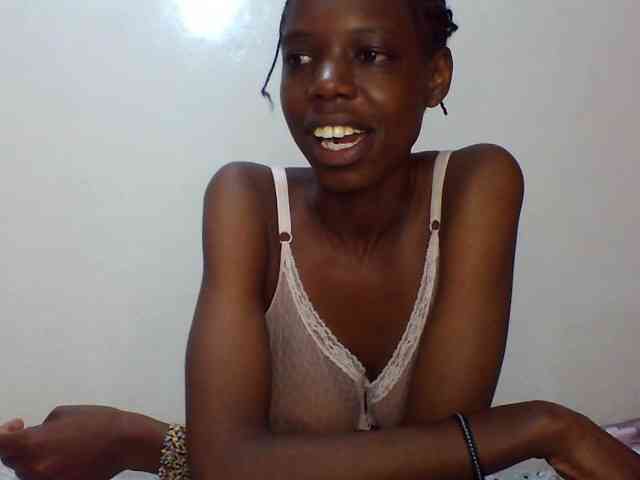 Sexxybellah6 webcam