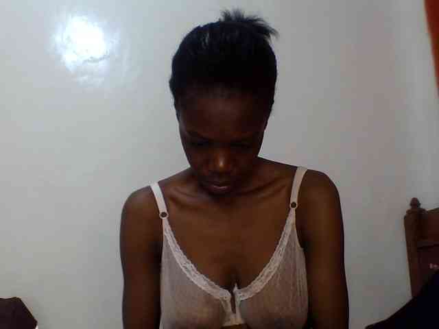 Sexxybellah6 webcam