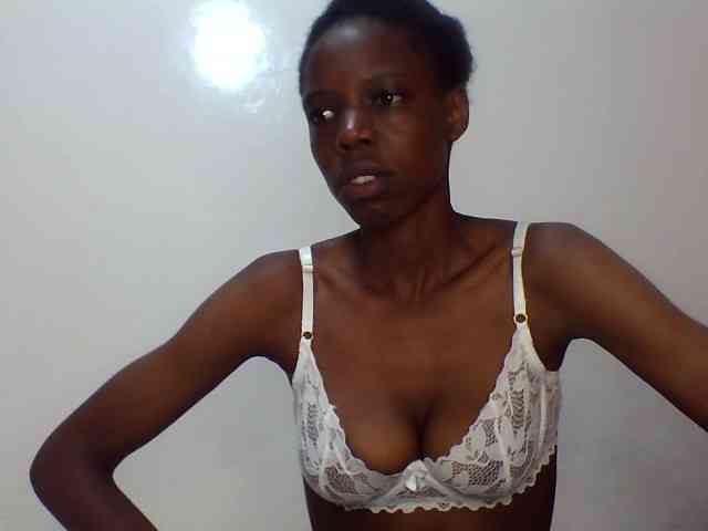 Sexxybellah6 webcam