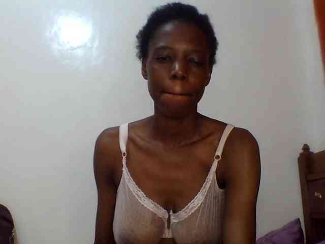Sexxybellah6 webcam