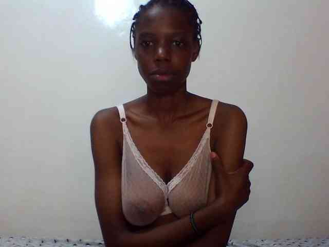 Sexxybellah6 webcam
