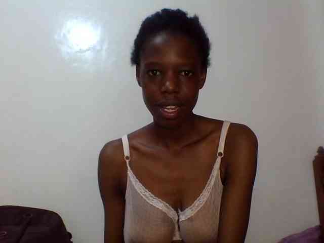 Sexxybellah6 webcam