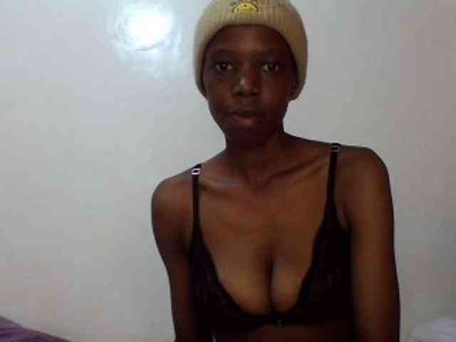 Sexxybellah6 webcam