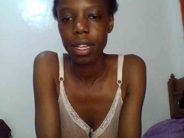 Sexxybellah6 webcam