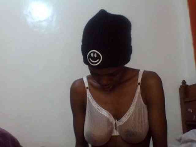 Sexxybellah6 webcam