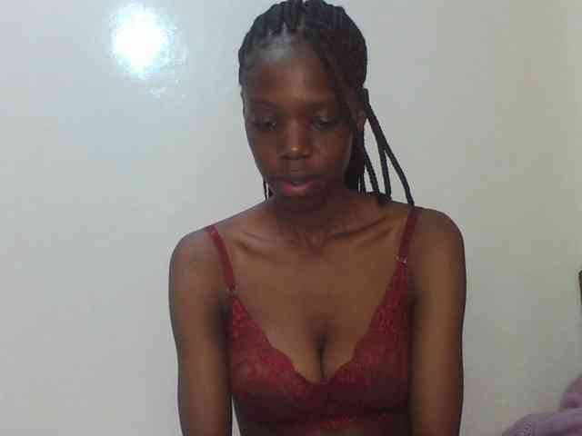 Sexxybellah6 webcam