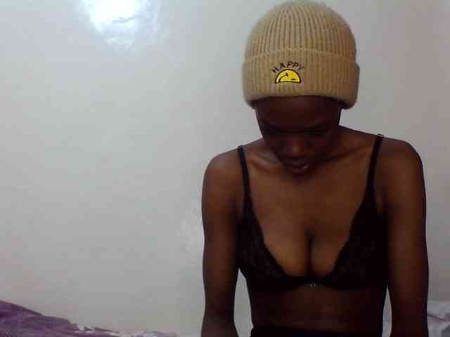 Sexxybellah6 webcam