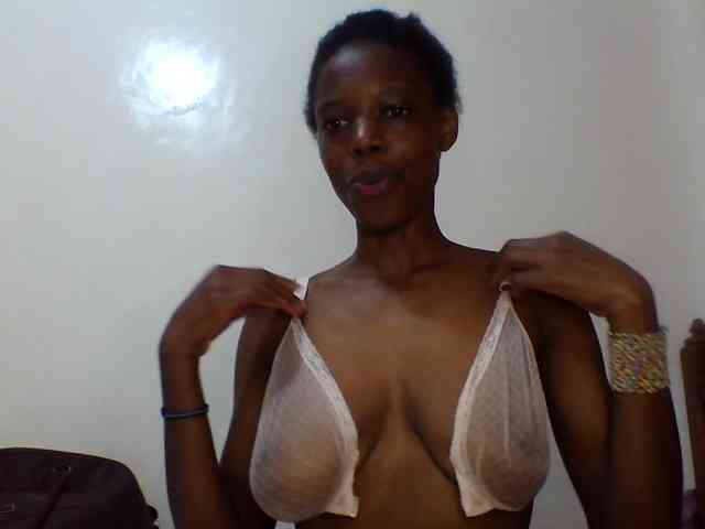 Sexxybellah6 webcam