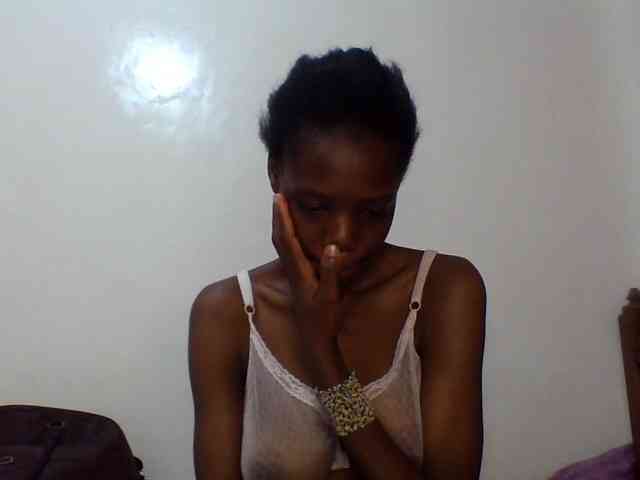 Sexxybellah6 webcam