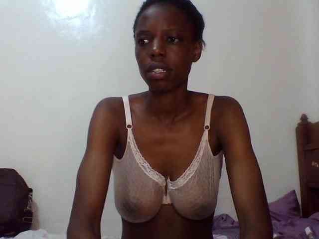 Sexxybellah6 webcam