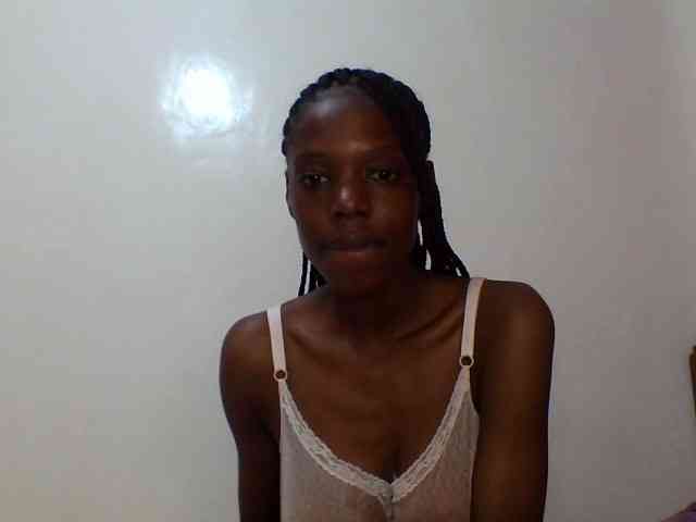 Sexxybellah6 webcam