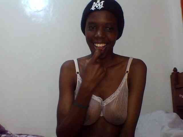 Sexxybellah6 webcam