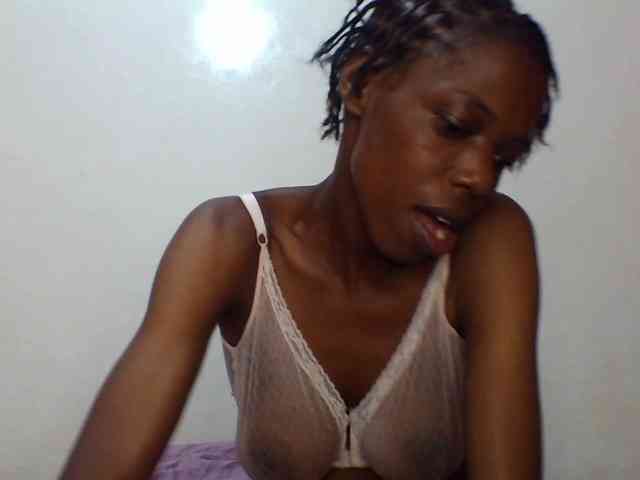 Sexxybellah6 webcam