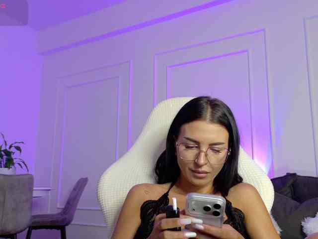 Ladycharm93 webcam