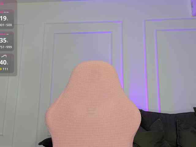 Ladycharm93 webcam