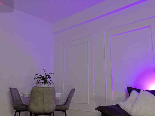 Ladycharm93 webcam
