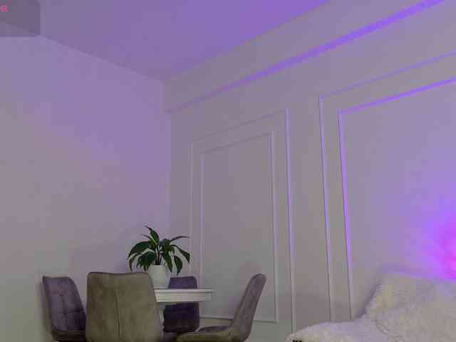 Ladycharm93 webcam