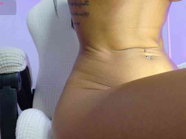 Ladycharm93 Ladycharm93
