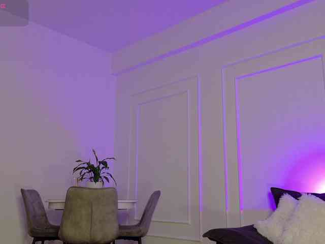 Ladycharm93 webcam