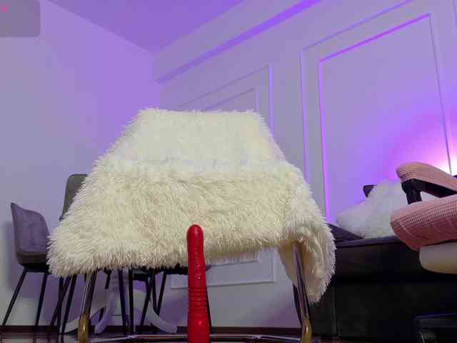 Ladycharm93 webcam
