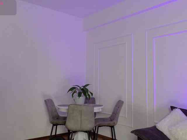 Ladycharm93 webcam