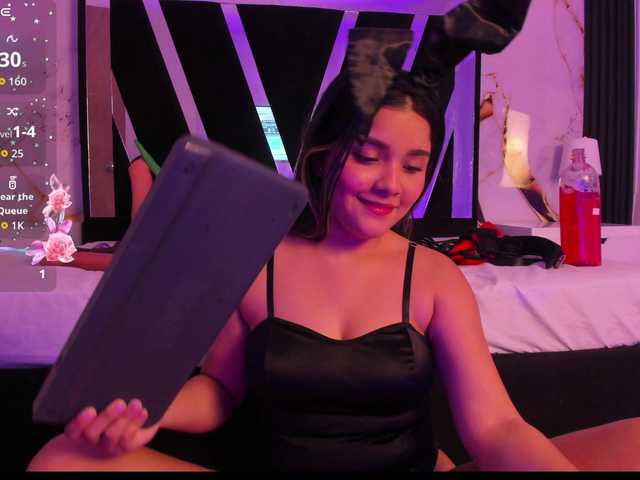 Wondrekloe live cam on BongaCams