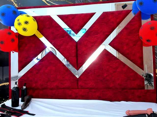 Wondrekloe live cam on BongaCams