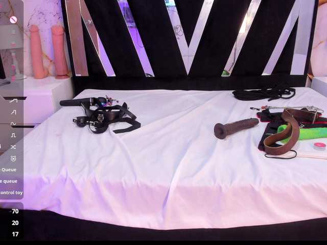 Wondrekloe live cam on BongaCams