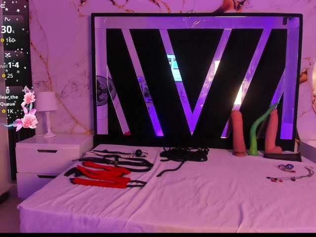 Wondrekloe live cam on BongaCams