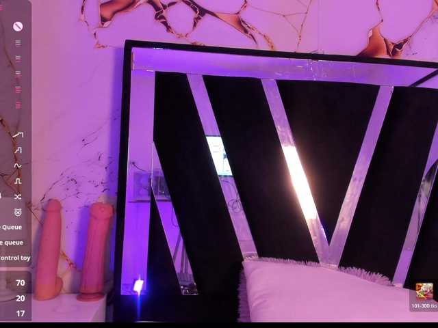 Wondrekloe live cam on BongaCams