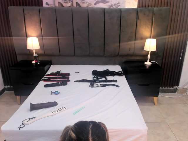 Wondrekloe live cam on BongaCams